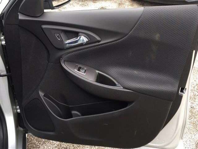 2017 Chevrolet Malibu LT 4dr Sedan